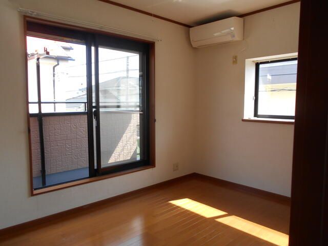 4LDK Detached House with Garden in Fujisawa, Kanagawa - Thumbnail 2