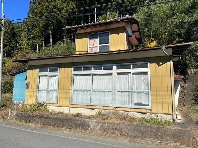 4K Resale House in Tomioka City, Gunma Prefecture - Thumbnail 2