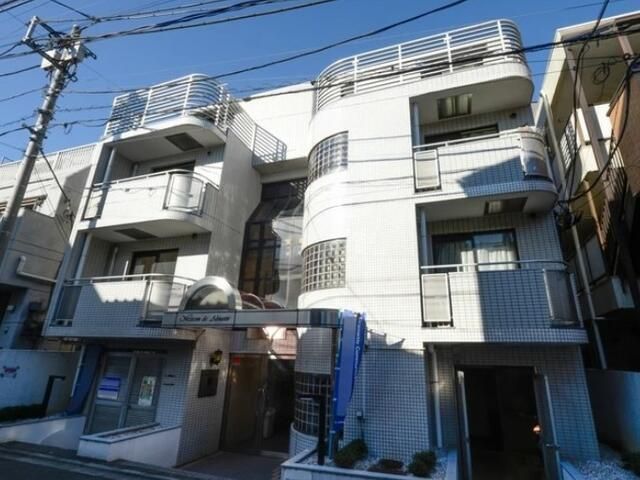 Nakano Studio Apartment for Sale with Rental Income | Tokyo - Thumbnail 2