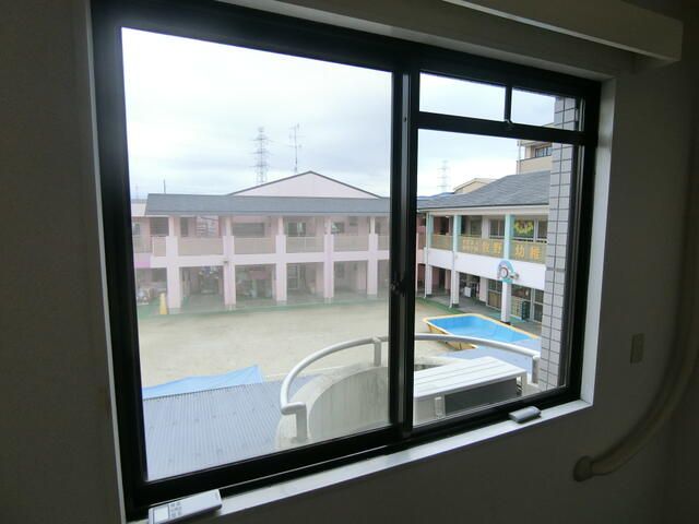 La Festa Makino 111 Studio Apartment for Rent in Hirakata - Image 1