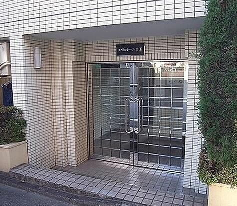 Evernail Toyotama 1R Condo for Sale in Nerima, Tokyo - Thumbnail 2