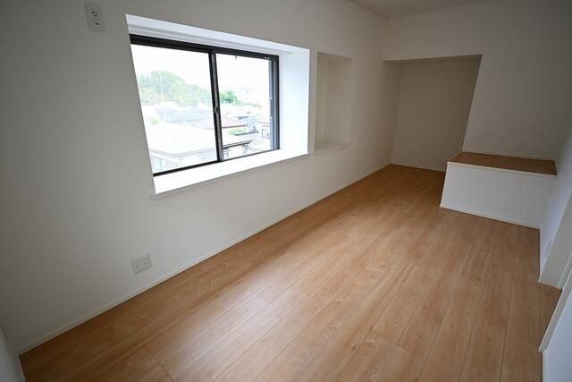 1982 3LDK Detached House for Sale in Yokohama Midori Ward - Thumbnail 3