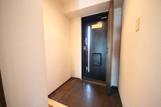 4LDK Condo for Sale in Otsu, Shiga - Lake Palace Katata - Thumbnail 2