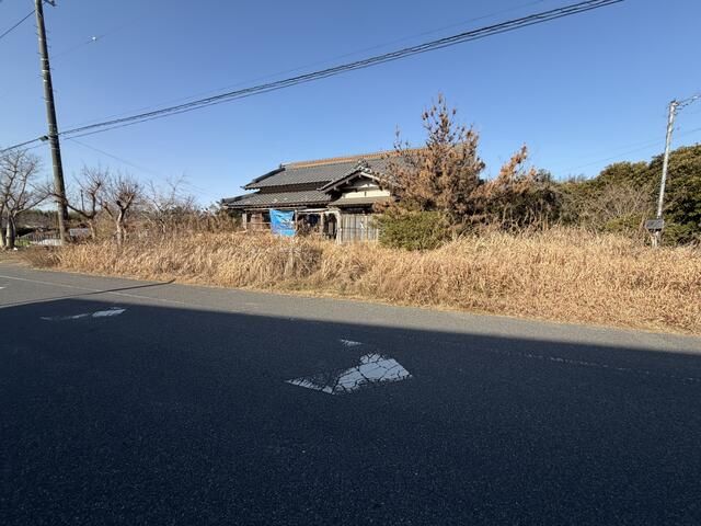 5DK Detached House for Sale in Kujukuri, Chiba - 398 sqm Land - Thumbnail 2