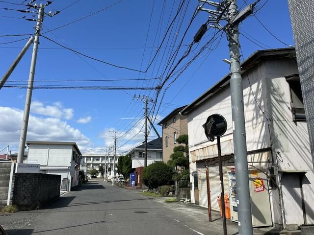 1962 Detached House for Sale in Odawara, Kanagawa - 60.78 Tsubo Land - Thumbnail 2