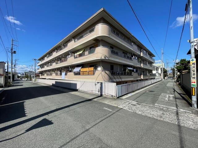 Renovated 3DK Apartment for Sale in Central Yamagata City - Thumbnail 2