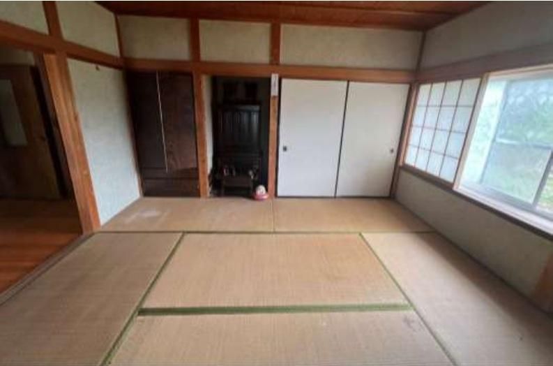 5DK Seaside Akiya for Renovation Near Uradome Coast, Tottori - Thumbnail 3