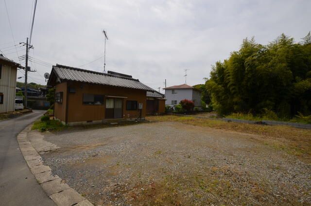 Used 4DK House for Sale on Large Lot in Namegata, Ibaraki - Thumbnail 3