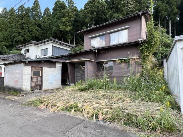 4DK Detached House for Sale in Quiet Fukui City Neighborhood - Thumbnail 2
