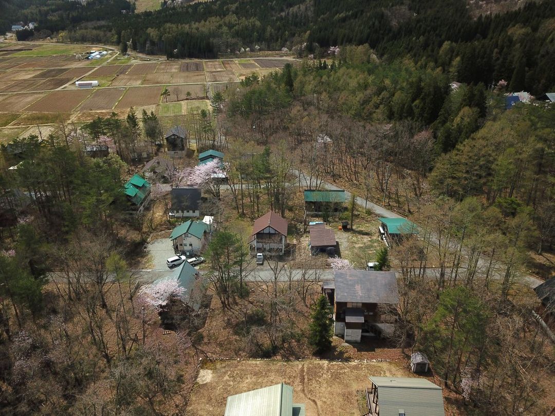 2-Bedroom House in Goryu, Hakuba for Sale - Thumbnail 2