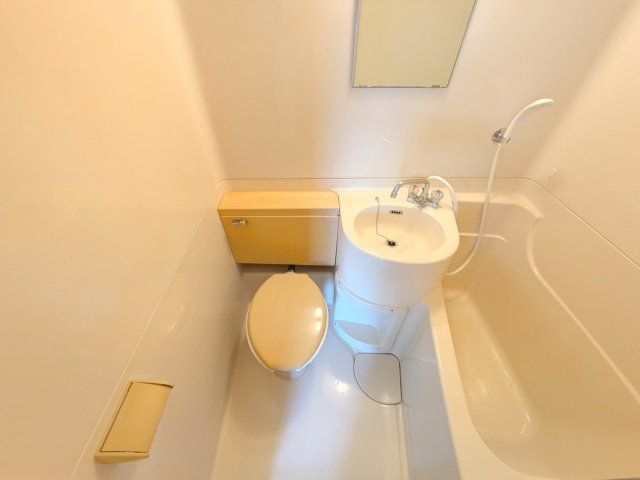 1R Apartment for Rent in Higashiō, Ehime - 20,000 JPY - Thumbnail 4