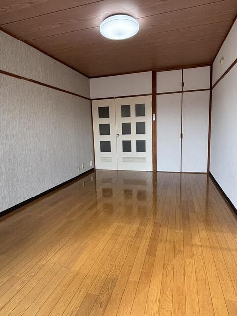 1K Apartment for Rent in Toyama City, Near Omachi Station - Thumbnail 4