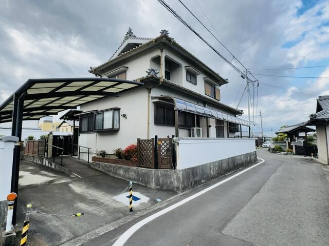 Resale 4LDK Detached House with Garden in Matsuyama, Ehime - Thumbnail 3