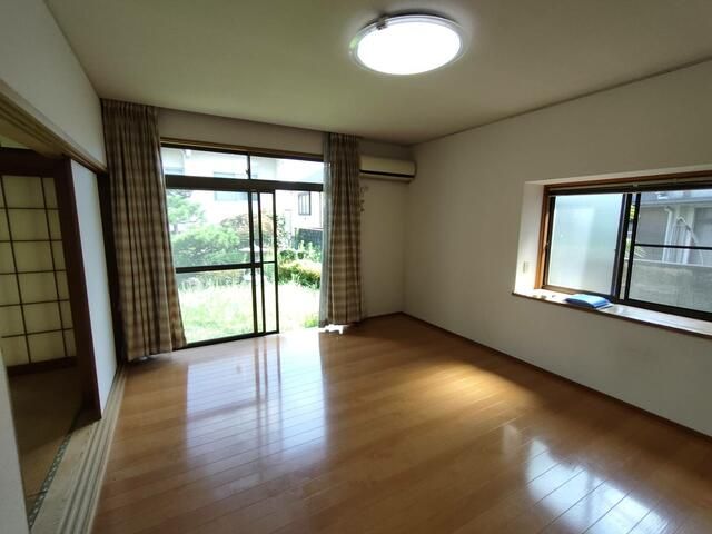 5LDK Detached House for Sale in Meito Ward, Nagoya - Thumbnail 3