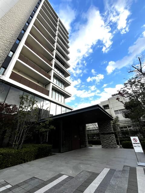 2020-Built 3LDK Apartment for Sale in Itabashi, Tokyo - Thumbnail 2