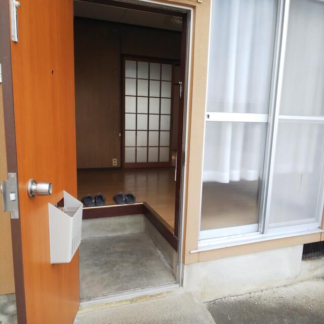 Retro 3DK Terrace House Apartment for Rent in Hikone, Shiga - Thumbnail 3