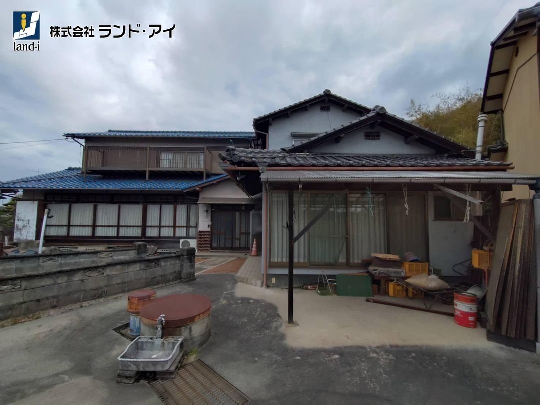 8SLDK Detached House for Sale in Kurashiki, Okayama - Thumbnail 2