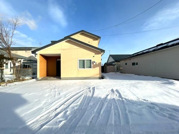 3LDK Detached House for Sale in Kushiro, Hokkaido - Thumbnail 2