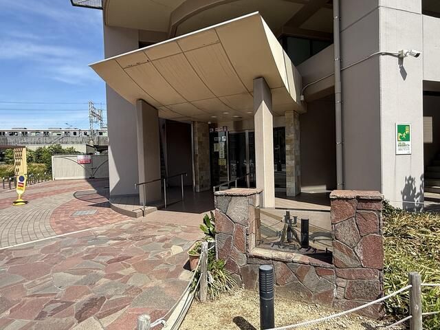 3LDK Apartment for Sale in Sakai, Osaka - Pet Friendly & Secure - Thumbnail 2