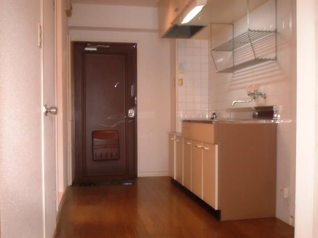 1K Apartment for Rent in Matsuyama, Ehime - Near Doida Station - Thumbnail 4