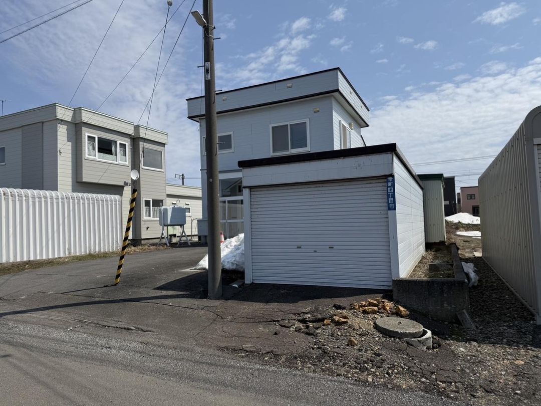 Renovated 4LDK House for Sale in Quiet Takikawa, Hokkaido - Thumbnail 3