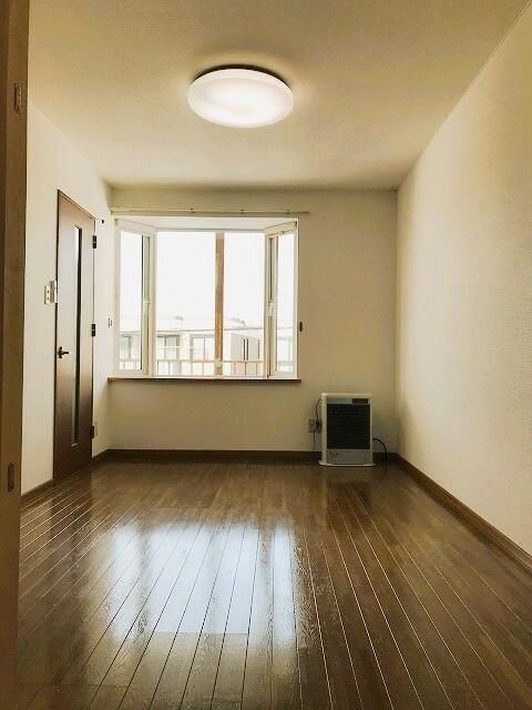 1DK Apartment for Rent in Sapporo Higashi Ward, Hokkaido - Thumbnail 3