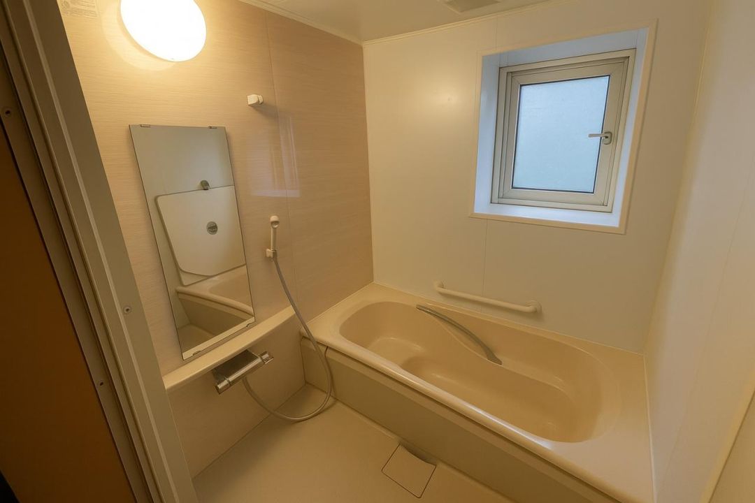 4LDK House with Large Garden for Sale in Sapporo's Teine Ward - Thumbnail 3