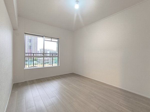 3LDK Apartment in Miyakojima Ward, Osaka - 85.05 sqm - Thumbnail 4