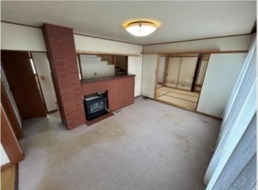 6LDK Family House for Sale in Iwamizawa, Hokkaido - Thumbnail 2