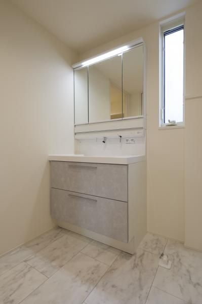 New 3LDK House for Sale in Miyoshi, Aichi with Solar Power - Thumbnail 4