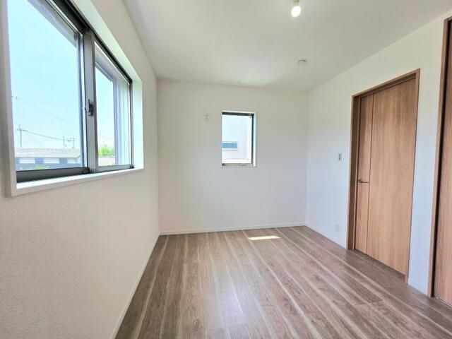 New 4LDK House for Sale in Ibaraki, Osaka - 90.72 sqm - Thumbnail 3