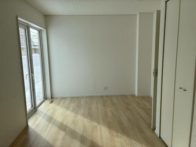 New 2LDK High-Spec House near Atsubetsu Station, Sapporo - Thumbnail 4