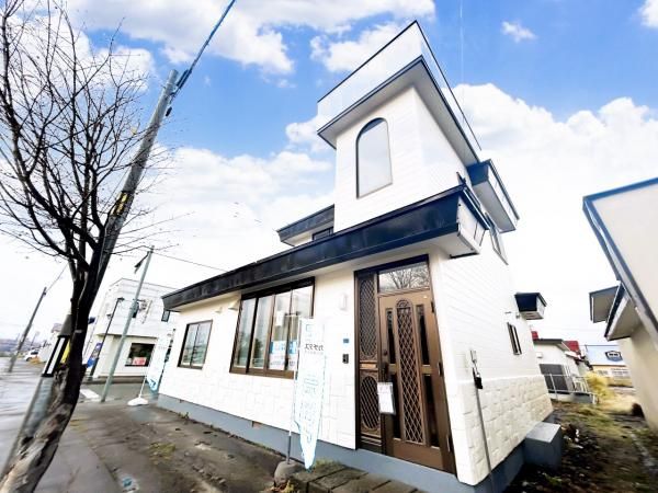 Renovated 4LDK House in Memanbetsu, Hokkaido with Parking - Thumbnail 2