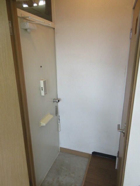 1DK Apartment for Rent in Sapporo Higashi-ku, Hokkaido - Thumbnail 2