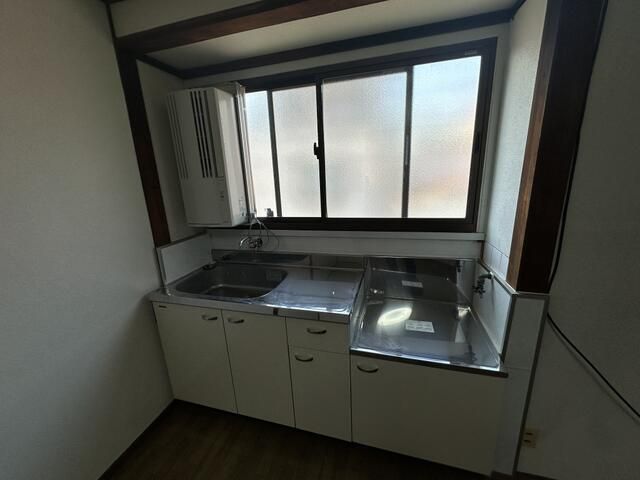 Kobe Chuo Ward 1R Apartment for Rent - 23,000 Yen - Thumbnail 4