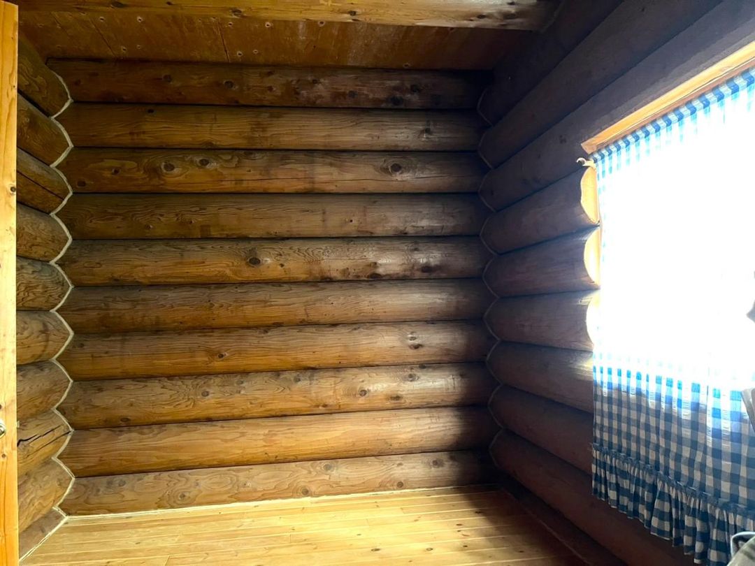 Log House for Sale in Chitose, Hokkaido - 3LDK with Land - Thumbnail 2