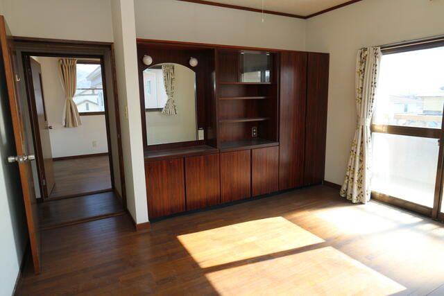 5-Bedroom Detached House for Sale in Okaya, Nagano - Thumbnail 4