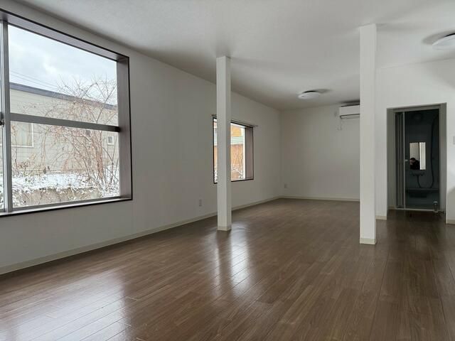 2LDK Detached House for Sale in Sapporo Minami Ward - Thumbnail 4