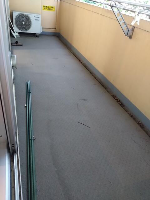 Spacious 1R Apartment for Sale in Komae, Tokyo - 60.28 sqm - Thumbnail 3