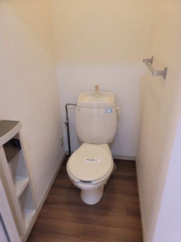 1K Apartment for Rent in Quiet Hikone, Near Hikone Castle - Thumbnail 2