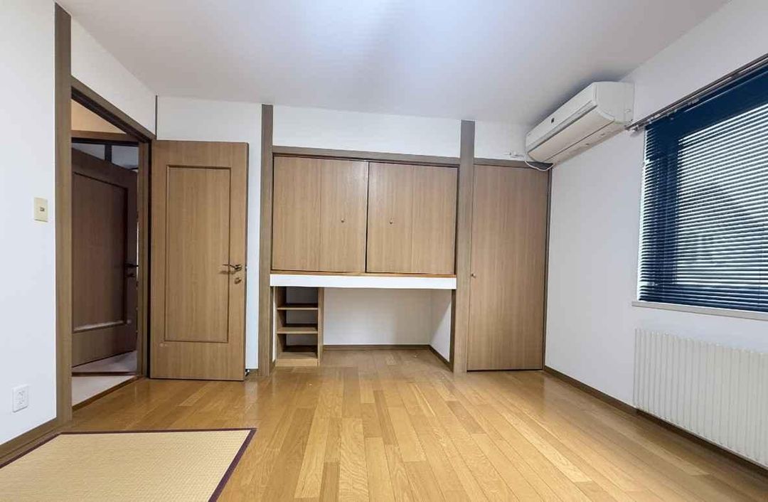 6SLDK Detached House on Large Plot in Kitahiroshima, Hokkaido - Thumbnail 3