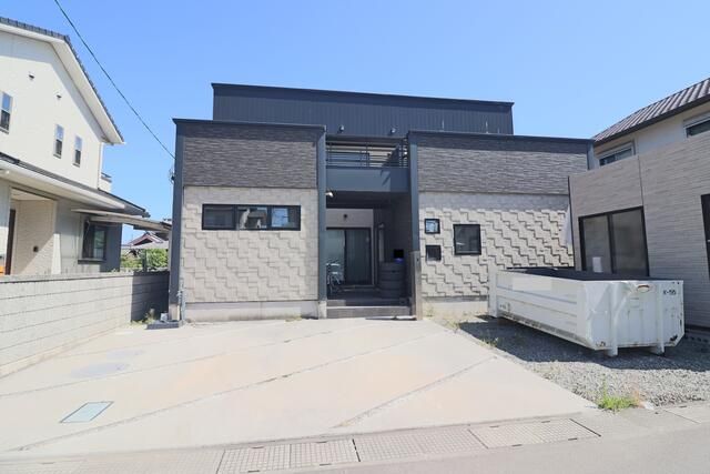 5SLDK House for Sale in Sakaide, Kagawa - 121.73 sqm - Thumbnail 2