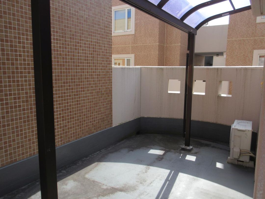 3LDK Maisonette Townhouse for Sale in Katano, Osaka - Thumbnail 4