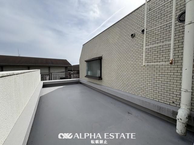 Studio Apartment for Sale in Shiroyama-cho, Kagoshima City - Thumbnail 3