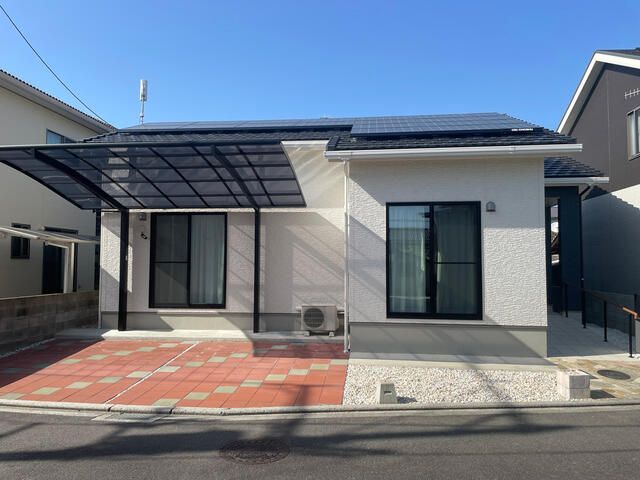 2LDK All-Electric Home in Matsuyama, Ehime - 64m² - Thumbnail 2