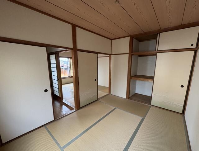 3LDK Steel-Frame House for Sale in Osaka Joto Ward - Thumbnail 3