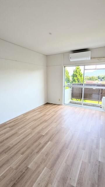 Renovated 3DK Apartment for Rent in Zentsuji, Kagawa - Thumbnail 4