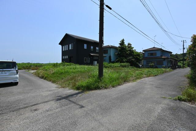 Residential Land for Sale in Yokoshibahikari, Chiba - 180 sqm - Thumbnail 2