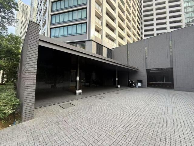 3LDK Apartment for Sale in Kachidoki, Chuo Ward, Tokyo - Thumbnail 4