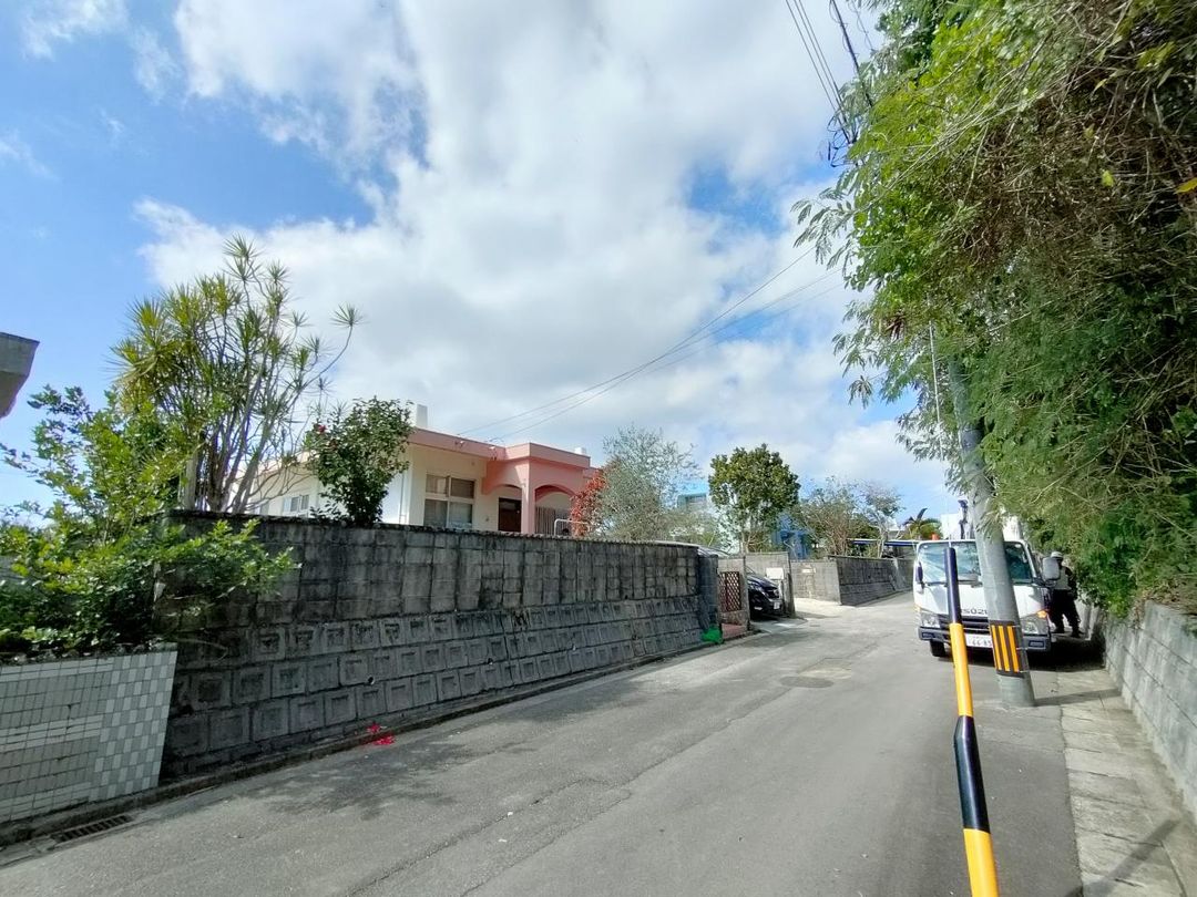 Odo Beach House for Sale in Itoman, Okinawa - 4DK Near Surfing - Thumbnail 4